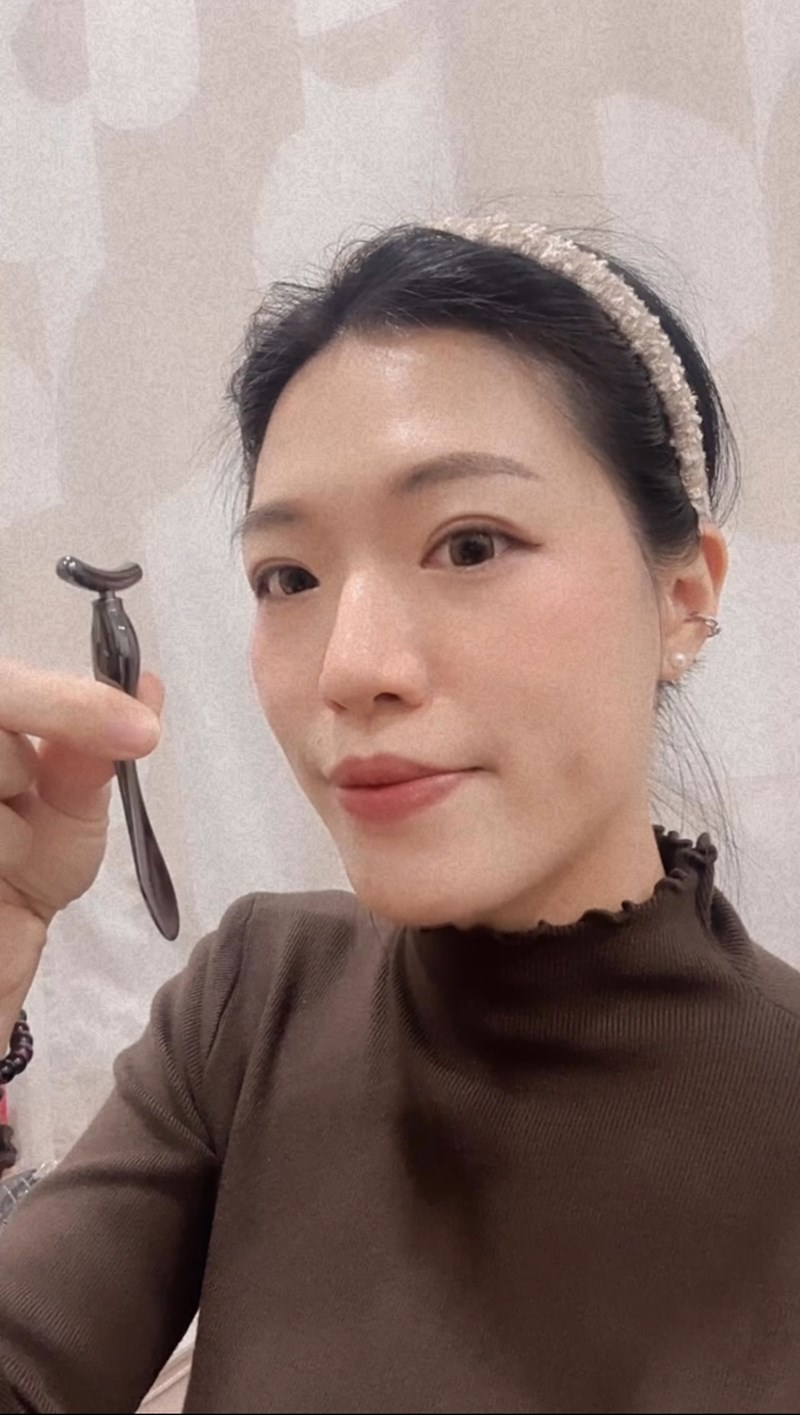 女人知己試用大隊,口碑行銷,部落客行銷,Ido醫朵 黑玫瑰修護抗老系列,船井生醫,Ido醫朵,黑玫瑰抗老修護系列,玫瑰波波,玫瑰繃帶,1緊2繃,媽媽界瘋傳延緩肌膚老化神器,拯救壓力疲勞肌,專櫃平替,媲美醫美,結合專櫃醫美效果,雙波類肉毒胜肽,高濃度普拉斯鏈,黑玫瑰重生緊膚金萃,黑玫瑰抗老膠原乳霜